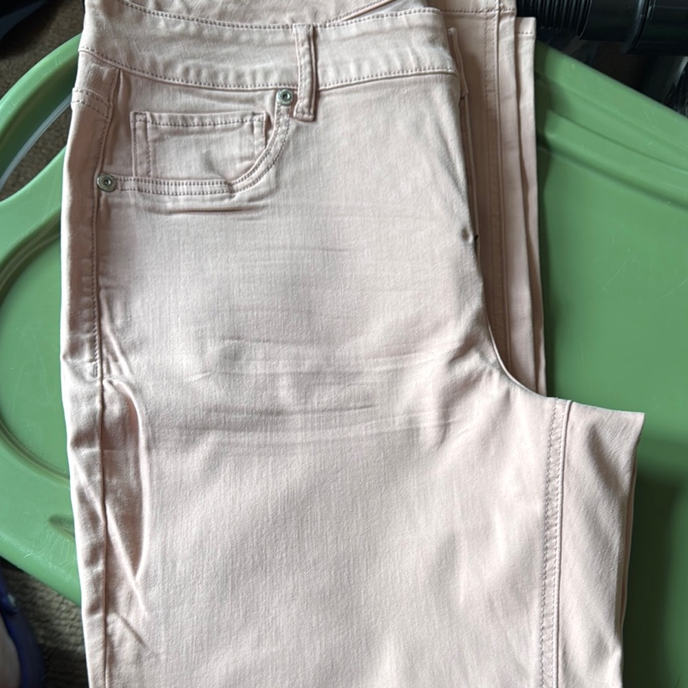 Maurice’s Women's Light Pink Jeggings  18 Regular NEW